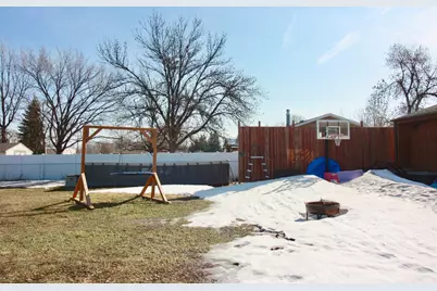 412 18th Avenue N, Wahpeton,  58075 - Photo 63