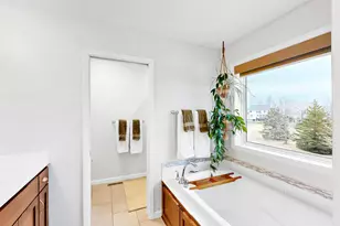 16636 Eagleview Dr, Lakeville, MN 55044 - Photo 23