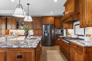 6030 Lanewood Ln N, Plymouth, MN 55446 - Photo 5