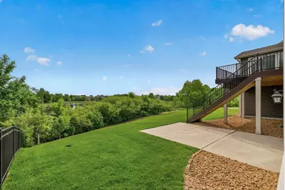 6030 Lanewood Lane N, Plymouth, MN 55446 - Photo 11