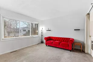 5647 144th St W, Apple Valley, MN 55124 - Photo 13