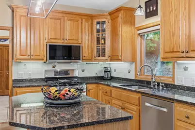 14809 White Oak Drive, Burnsville, MN 55337 - Photo 9