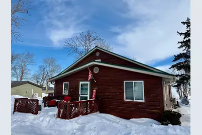 38492 Beach Street, Warroad, MN 56763 - Photo 3