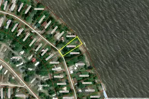 38492 Beach St, Warroad, MN 56763 - Photo 5