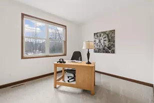 17118 Hollyhock Ct, Lakeville, MN 55044 - Photo 23