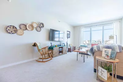 1070 Grandview Court NE #304, Columbia Heights, MN 55421 - Photo 5