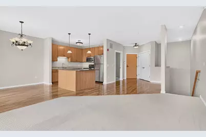 1070 Grandview Court NE #304, Columbia Heights, MN 55421 - Photo 9