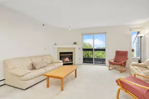 7540 Edinborough Way, Edina, MN 55435 - Photo 3