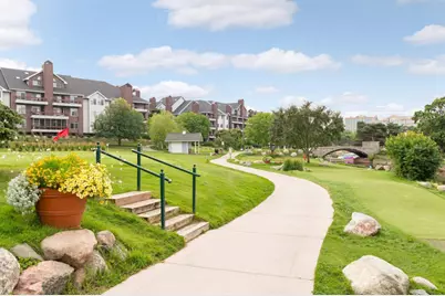 7540 Edinborough Way #1319, Edina, MN 55435 - Photo 29