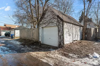 673 Jessamine Avenue E, Saint Paul, MN 55106 - Photo 9