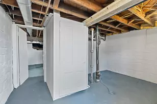 673 Jessamine Ave E, Saint Paul, MN 55106 - Photo 29