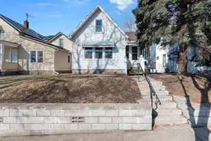 673 Jessamine Ave E, Saint Paul, MN 55106 - Photo 1