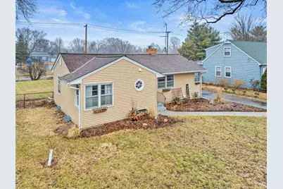 1067 Iowa Avenue W, Saint Paul, MN 55117 - Photo 41