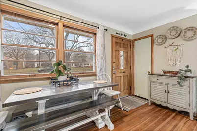 1067 Iowa Avenue W, Saint Paul, MN 55117 - Photo 7