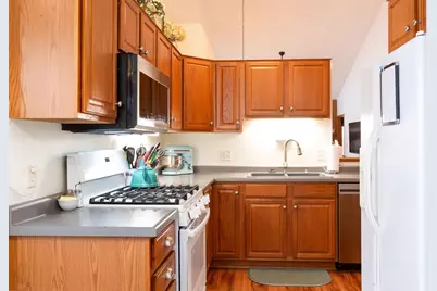 700 Leroy Lane #8, River Falls, WI 54022 - Photo 9