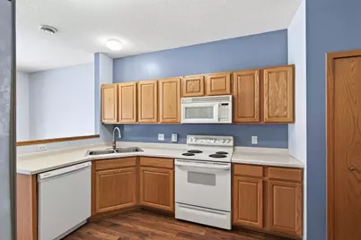 15719 France Way #1313, Apple Valley, MN 55124 - Photo 11