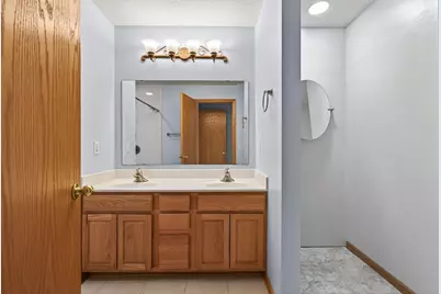 15719 France Way #1313, Apple Valley, MN 55124 - Photo 19