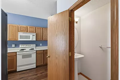15719 France Way #1313, Apple Valley, MN 55124 - Photo 13