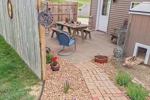 873 Hills Ln, Ellsworth, WI 54011 - Photo 17