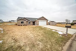 873 Hills Ln, Ellsworth, WI 54011 - Photo 21