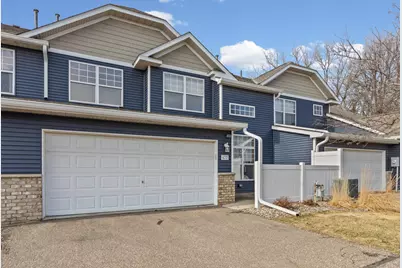 472 Hickory Lane N, Oakdale, MN 55128 - Photo 3