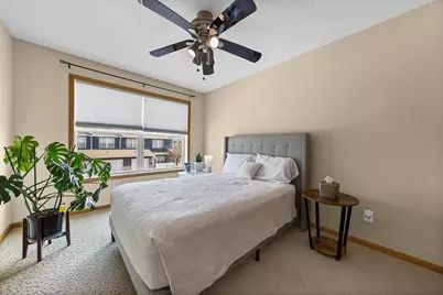 472 Hickory Lane N, Oakdale, MN 55128 - Photo 19