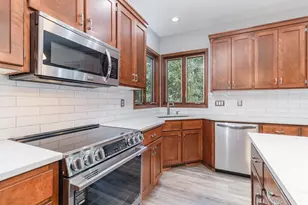 605 Heritage Trail NE, New Prague, MN 56071 - Photo 13