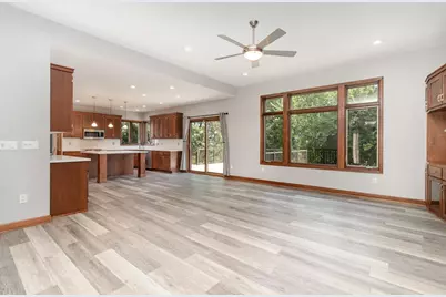 605 Heritage Trail NE, New Prague, MN 56071 - Photo 9