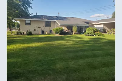 900 79th Avenue NE, Spring Lake Park, MN 55432 - Photo 3