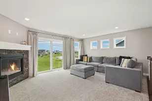 7296 Crane Dr, Hugo, MN 55038 - Photo 9