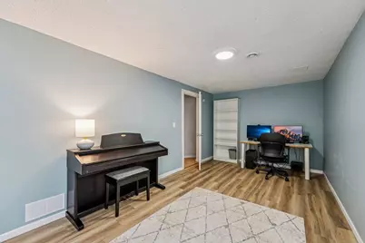 2646 Quincy Street NE, Minneapolis, MN 55418 - Photo 25