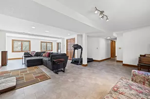 16800 Creek Ridge Trail, Minnetonka, MN 55345 - Photo 27