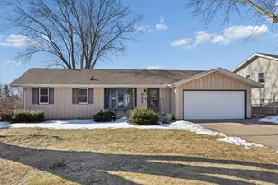 8122 Homestead Ave S, Cottage Grove, MN 55016 - Photo 1