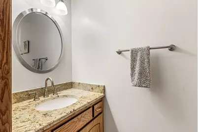 1237 Hilo Avenue N, Oakdale, MN 55128 - Photo 19