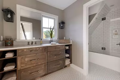 105 Walker Avenue N, Wayzata, MN 55391 - Photo 67