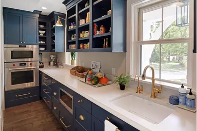 105 Walker Avenue N, Wayzata, MN 55391 - Photo 41