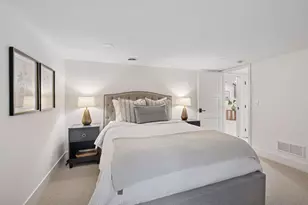 105 Walker Ave N, Wayzata, MN 55391 - Photo 107