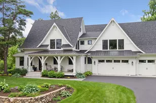 105 Walker Ave N, Wayzata, MN 55391 - Photo 3