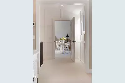 105 Walker Avenue N, Wayzata, MN 55391 - Photo 71