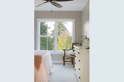 105 Walker Avenue N, Wayzata, MN 55391 - Photo 63