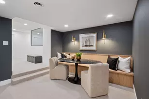 105 Walker Ave N, Wayzata, MN 55391 - Photo 91