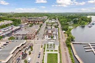 105 Walker Ave N, Wayzata, MN 55391 - Photo 129