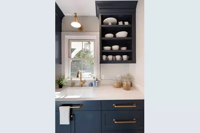 105 Walker Avenue N, Wayzata, MN 55391 - Photo 43