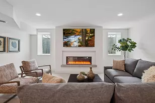 105 Walker Ave N, Wayzata, MN 55391 - Photo 97