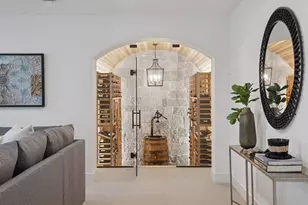 105 Walker Ave N, Wayzata, MN 55391 - Photo 101