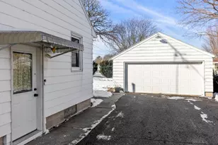 1602 Bigelow Ave, Owatonna, MN 55060 - Photo 3