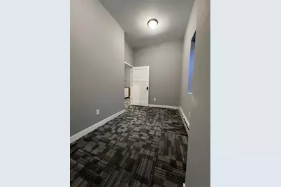 1076 Maryland Avenue E #Single Office, Saint Paul, MN 55106 - Photo 9