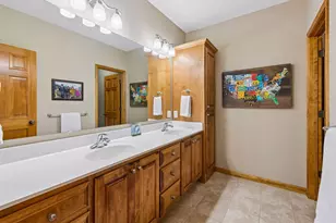 1676 Isabella Pkwy, Chaska, MN 55318 - Photo 53