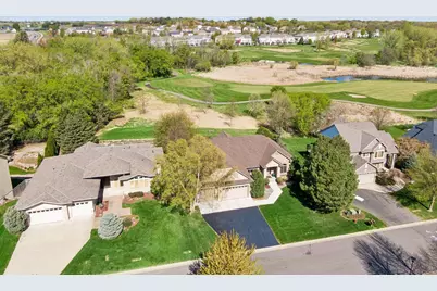 1676 Isabella Parkway, Chaska, MN 55318 - Photo 3