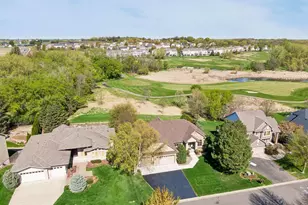 1676 Isabella Pkwy, Chaska, MN 55318 - Photo 3